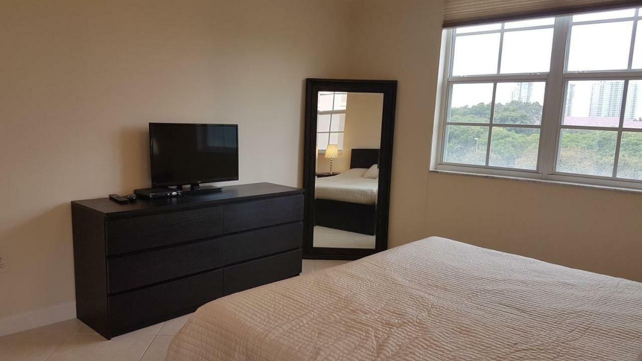 Yacht Club Aventura 2Br + 2Ba Daire Miami Dış mekan fotoğraf